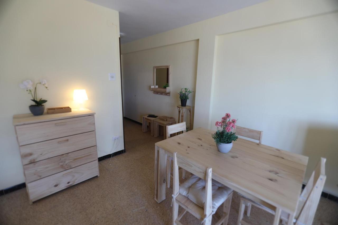 El Faro Apartaments Platja Llarga-Les Salines-Tgn Tarragona Buitenkant foto