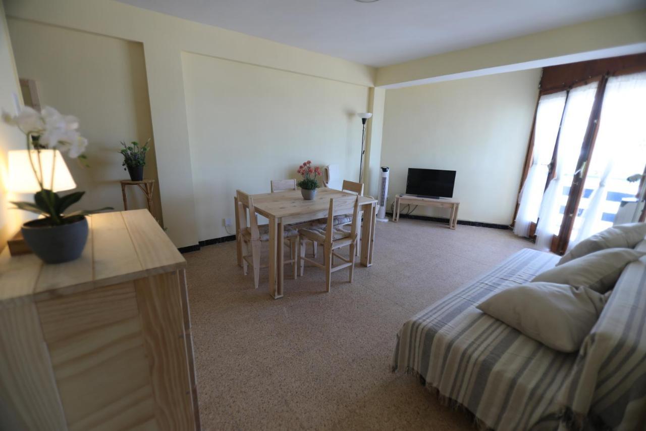 El Faro Apartaments Platja Llarga-Les Salines-Tgn Tarragona Buitenkant foto