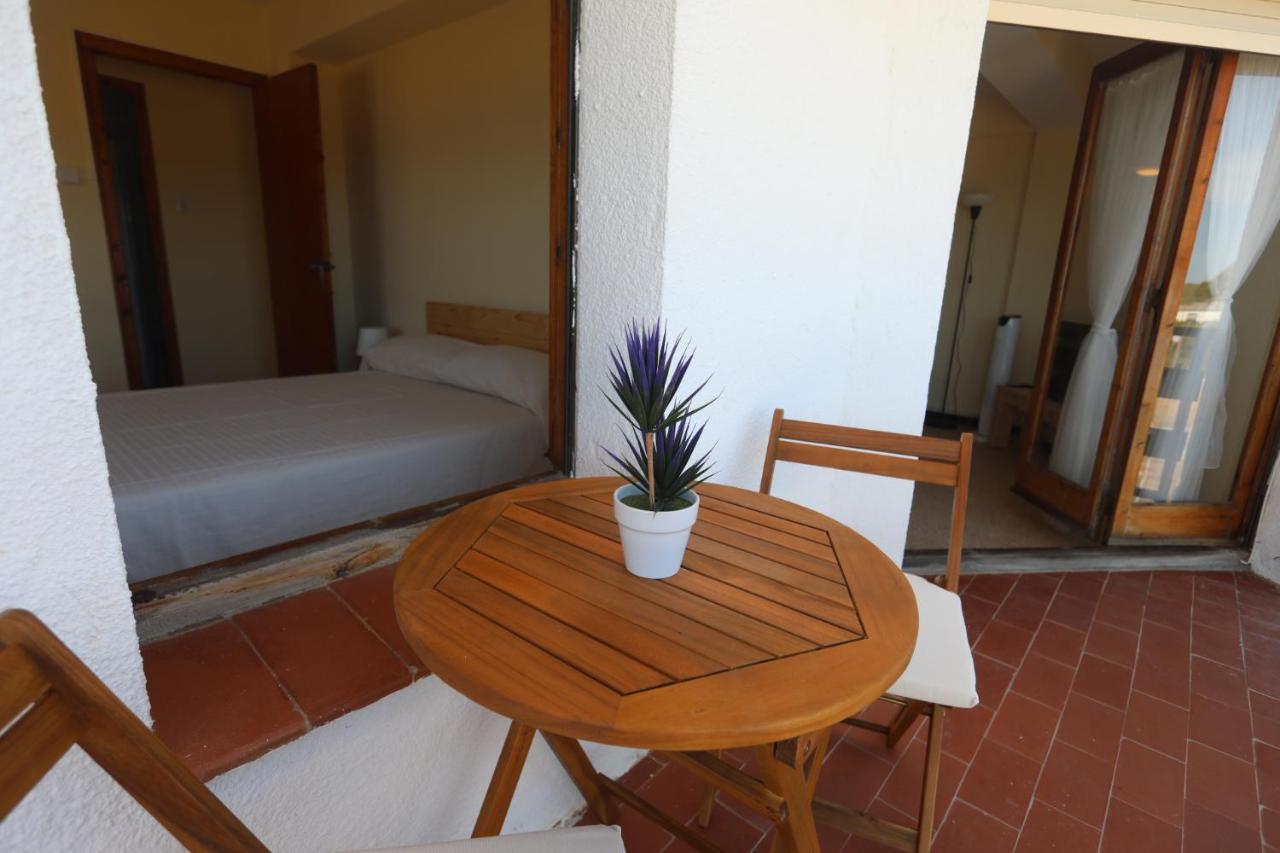 El Faro Apartaments Platja Llarga-Les Salines-Tgn Tarragona Buitenkant foto