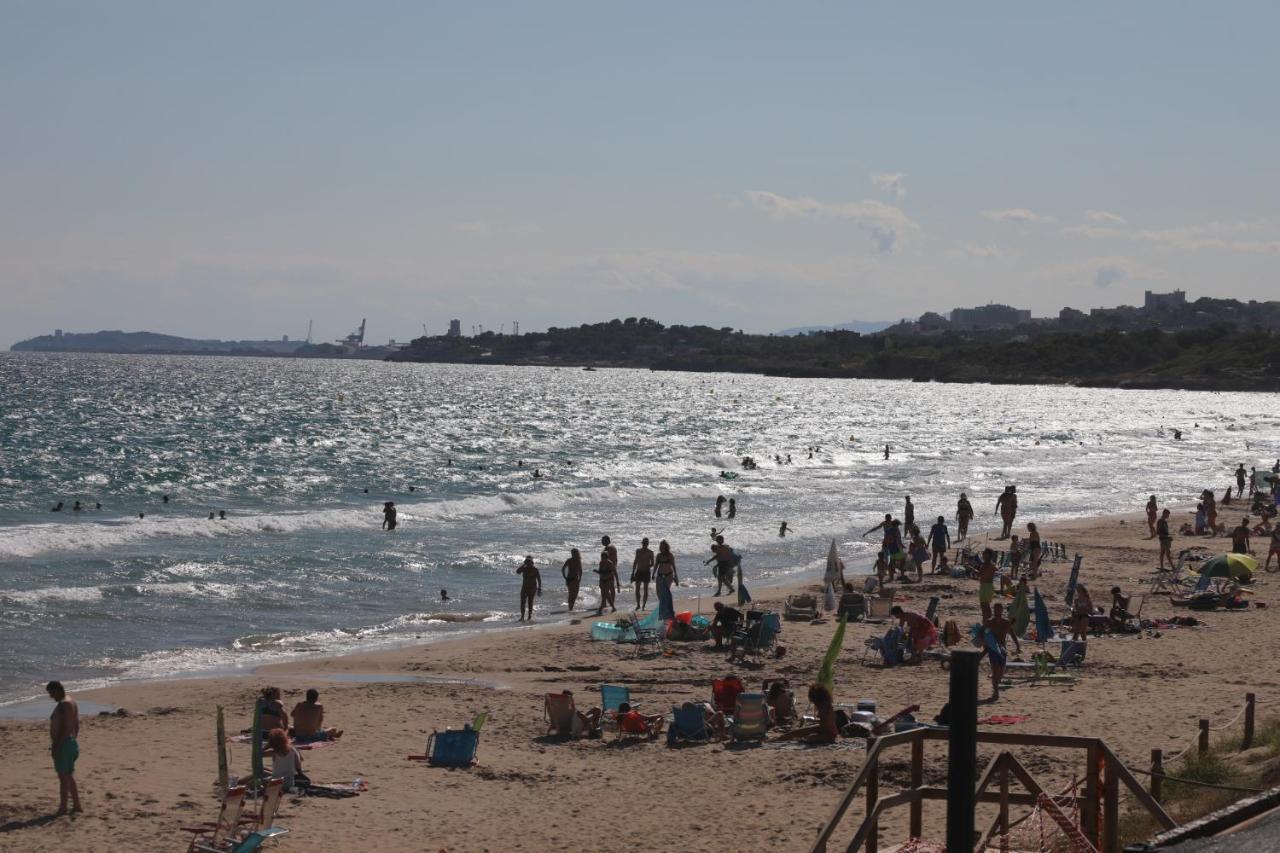 El Faro Apartaments Platja Llarga-Les Salines-Tgn Tarragona Buitenkant foto